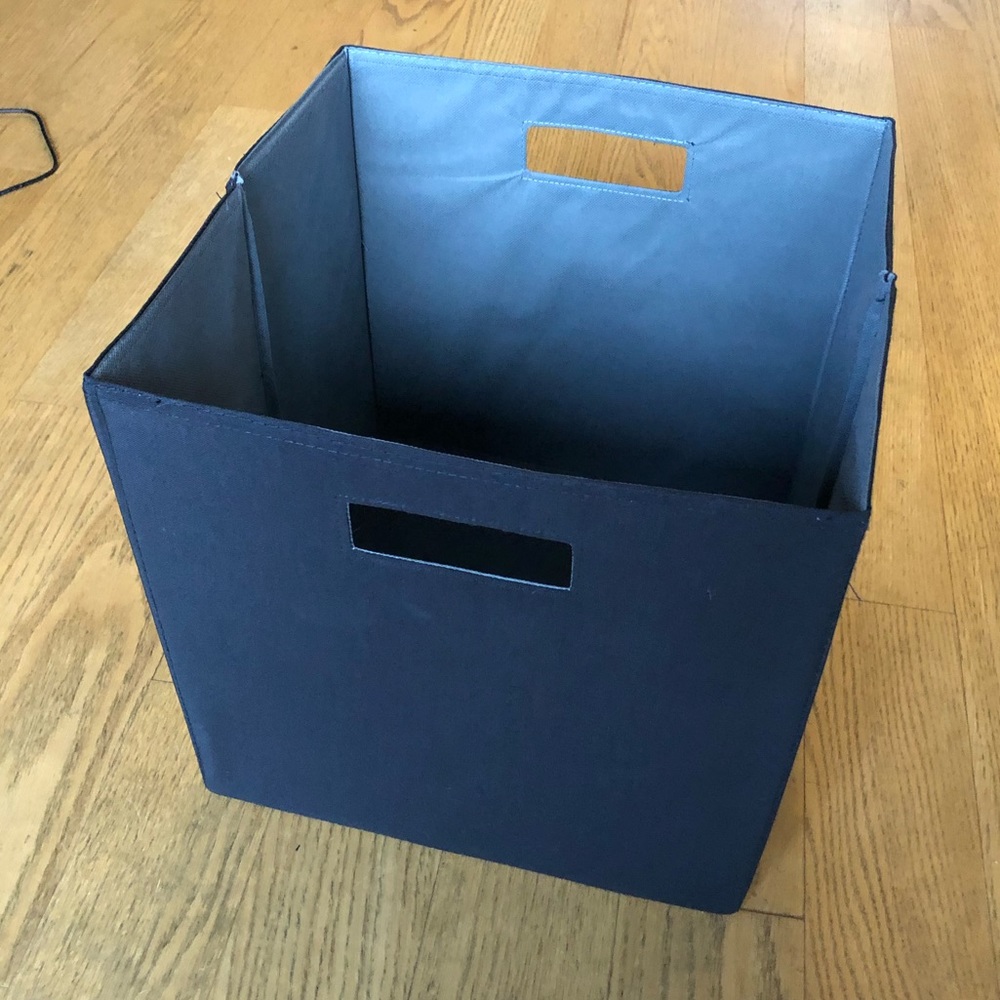 Box - Picture 2 of 3